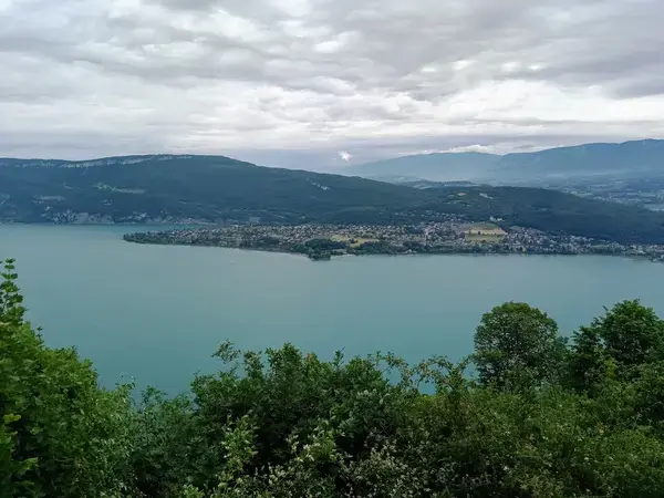 Monte Escalier 73 Monte escalier Brison-Saint-Innocent